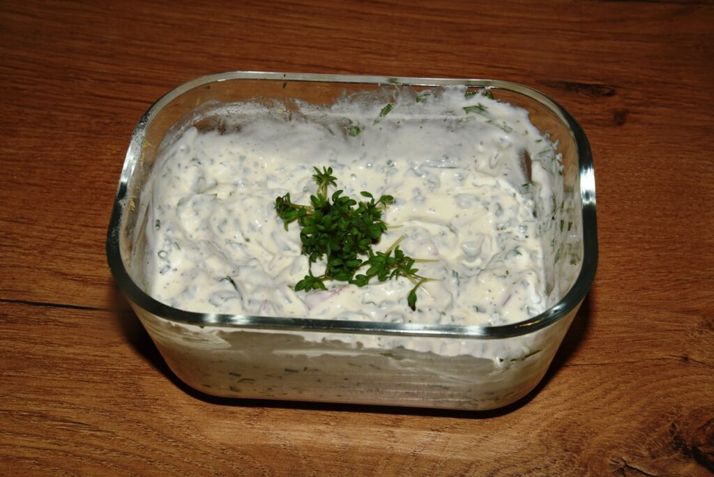 spargel-cordon-bleu-krauetersauce